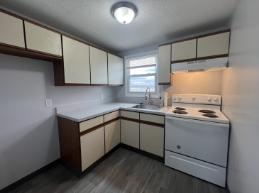 280 Dover St, Fall River, Massachusetts, 2 Bedrooms Bedrooms, 5 Rooms Rooms,1 BathroomBathrooms,Residential Lease,For Rent,Dover St,73531836