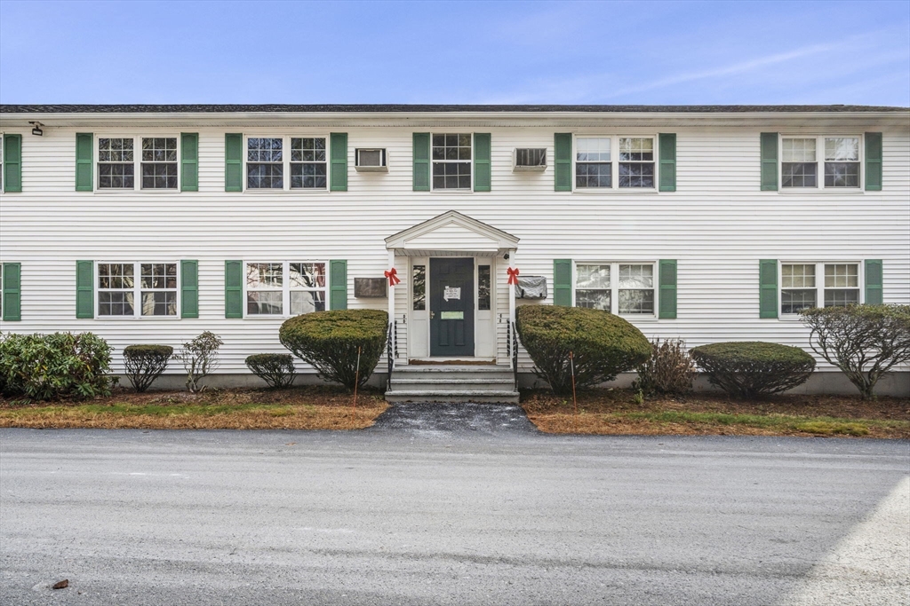 3 Wysocki Dr, Dudley, Massachusetts, 2 Bedrooms Bedrooms, 4 Rooms Rooms,1 BathroomBathrooms,Residential,For Sale,Wysocki Dr,73460324