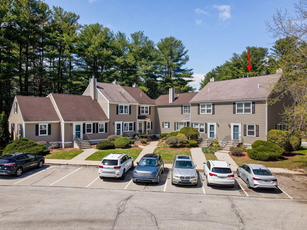 64 Cadogan Way, Nashua, New Hampshire, 2 Bedrooms Bedrooms, 6 Rooms Rooms,2.5 BathroomsBathrooms,Residential,For Sale,Cadogan Way,73508597