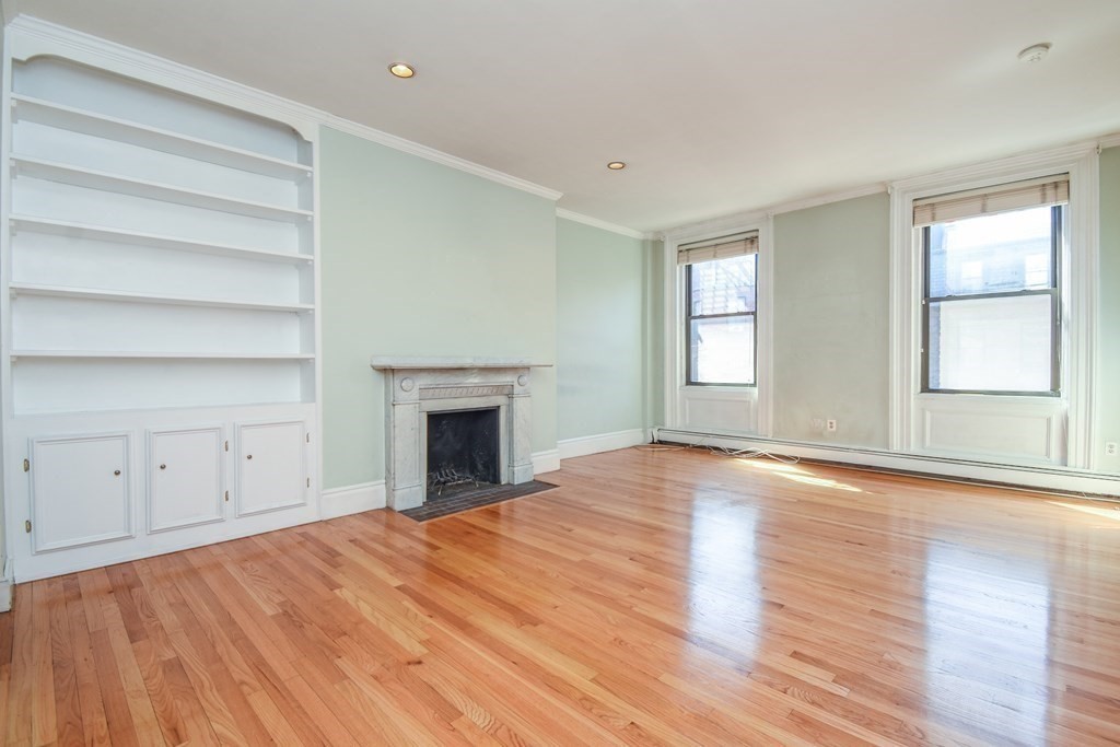 275 Beacon St, Boston, Massachusetts, 1 Bedroom Bedrooms, 3 Rooms Rooms,1 BathroomBathrooms,Residential Lease,For Rent,Beacon St,73527541