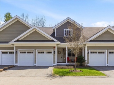 12 Mile Stone Way, Hanover, Massachusetts, 2 Bedrooms Bedrooms, 7 Rooms Rooms,2.5 BathroomsBathrooms,Residential,For Sale,Mile Stone Way,73502681