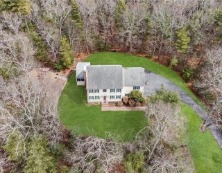 30 Millstone Ln, Middleboro, Massachusetts, 4 Bedrooms Bedrooms, 12 Rooms Rooms,2.5 BathroomsBathrooms,Residential,For Sale,Millstone Ln,73489339