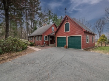 72 Randall Rd, Montague, Massachusetts, 3 Bedrooms Bedrooms, 7 Rooms Rooms,2 BathroomsBathrooms,Residential,For Sale,Randall Rd,73500989