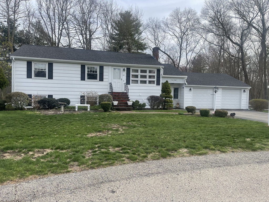 48 Sullivan Terrace, Whitman, Massachusetts, 3 Bedrooms Bedrooms, 7 Rooms Rooms,1.5 BathroomsBathrooms,Residential,For Sale,Sullivan Terrace,73482209