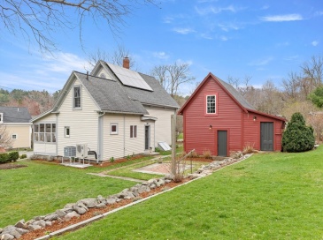 35 Addison Street, Essex, Massachusetts, 4 Bedrooms Bedrooms, 8 Rooms Rooms,1 BathroomBathrooms,Residential,For Sale,Addison Street,73504354