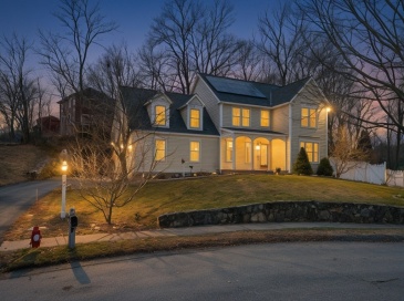 8 Jacqueline Dr, Amesbury, Massachusetts, 3 Bedrooms Bedrooms, 8 Rooms Rooms,2.5 BathroomsBathrooms,Residential,For Sale,Jacqueline Dr,73498000 8 Jacqueline Dr, Amesbury, Massachusetts, 3 Bedrooms Bedrooms, 8 Rooms Rooms,2.5 BathroomsBathrooms,Residential,For Sale,Jacqueline Dr,73498000