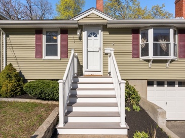 67 Colonial Ave, Lynn, Massachusetts, 3 Bedrooms Bedrooms, 6 Rooms Rooms,1 BathroomBathrooms,Residential,For Sale,Colonial Ave,73509019 67 Colonial Ave, Lynn, Massachusetts, 3 Bedrooms Bedrooms, 6 Rooms Rooms,1 BathroomBathrooms,Residential,For Sale,Colonial Ave,73509019