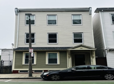 289 Chelsea St, Boston, Massachusetts, 2 Bedrooms Bedrooms, 4 Rooms Rooms,1 BathroomBathrooms,Residential Lease,For Rent,Chelsea St,73520174 289 Chelsea St, Boston, Massachusetts, 2 Bedrooms Bedrooms, 4 Rooms Rooms,1 BathroomBathrooms,Residential Lease,For Rent,Chelsea St,73520174
