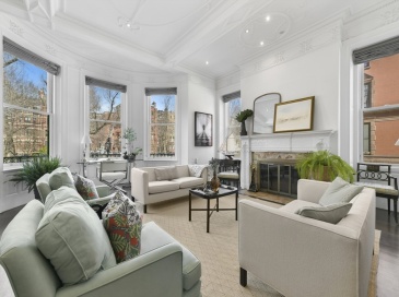 29 Fairfield St, Boston, Massachusetts, 2 Bedrooms Bedrooms, 5 Rooms Rooms,2 BathroomsBathrooms,Residential,For Sale,Fairfield St,73531800