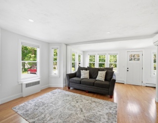374 First Parrish, Scituate, Massachusetts, 4 Bedrooms Bedrooms, 7 Rooms Rooms,2 BathroomsBathrooms,Residential Lease,For Rent,First Parrish,73531801