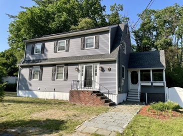 44 Toll Road, Salisbury, Massachusetts, 4 Bedrooms Bedrooms, 8 Rooms Rooms,1.5 BathroomsBathrooms,Residential Lease,For Rent,Toll Road,73531803