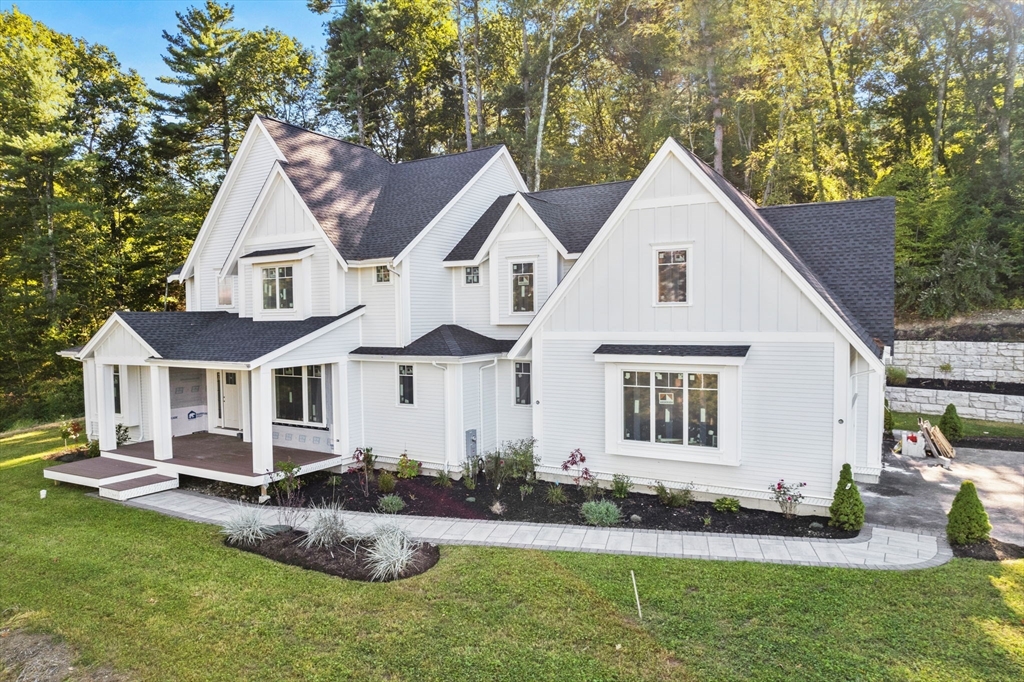55 Widow Rites Ln, Sudbury, Massachusetts, 5 Bedrooms Bedrooms, 13 Rooms Rooms,4.5 BathroomsBathrooms,Residential,For Sale,Widow Rites Ln,73531815