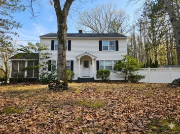 485 Central Street, Leominster, Massachusetts, 3 Bedrooms Bedrooms, 7 Rooms Rooms,1.5 BathroomsBathrooms,Residential,For Sale,Central Street,73532033