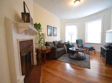 191 Winthrop Rd, Brookline, Massachusetts, 3 Bedrooms Bedrooms, 5 Rooms Rooms,2 BathroomsBathrooms,Residential Lease,For Rent,Winthrop Rd,73532047