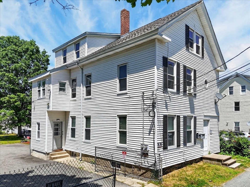3 Church Ave, Taunton, Massachusetts, 6 Bedrooms Bedrooms, 12 Rooms Rooms,3 BathroomsBathrooms,Residential Income,For Sale,Church Ave,73532021