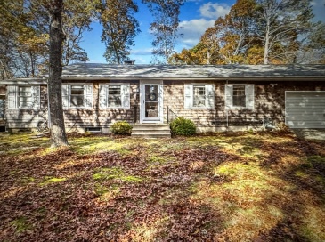47 Cappawack, Mashpee, Massachusetts, 3 Bedrooms Bedrooms, 5 Rooms Rooms,1 BathroomBathrooms,Residential Lease,For Rent,Cappawack,73532061