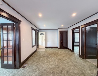 48 Fountain St, Medford, Massachusetts, 2 Bedrooms Bedrooms, 6 Rooms Rooms,1 BathroomBathrooms,Residential Lease,For Rent,Fountain St,73531822