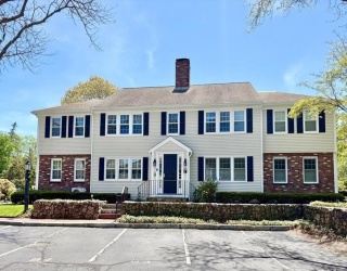 727 Main Street, Barnstable, Massachusetts, 2 Bedrooms Bedrooms, 5 Rooms Rooms,1.5 BathroomsBathrooms,Residential,For Sale,Main Street,73532078