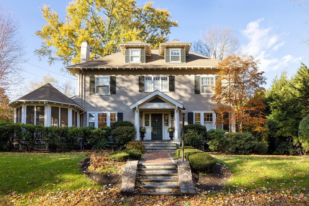 91 Waban Ave, Newton, Massachusetts, 5 Bedrooms Bedrooms, 11 Rooms Rooms,4.5 BathroomsBathrooms,Residential,For Sale,Waban Ave,73482513