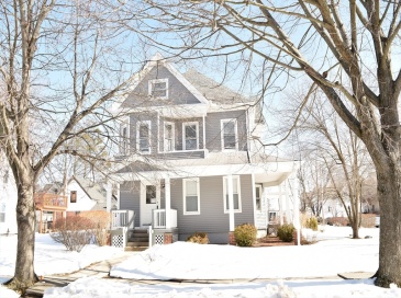 18 Harrison Ave, Holyoke, Massachusetts, 8 Bedrooms Bedrooms, 26 Rooms Rooms,3.5 BathroomsBathrooms,Residential Income,For Sale,Harrison Ave,73486146