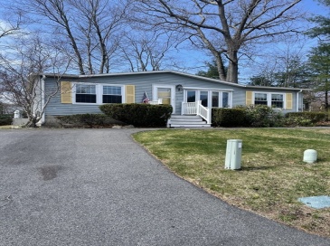 5 Crabapple Circle, Rockland, Massachusetts, 2 Bedrooms Bedrooms, 4 Rooms Rooms,2 BathroomsBathrooms,Residential,For Sale,Crabapple Circle,73503413 5 Crabapple Circle, Rockland, Massachusetts, 2 Bedrooms Bedrooms, 4 Rooms Rooms,2 BathroomsBathrooms,Residential,For Sale,Crabapple Circle,73503413