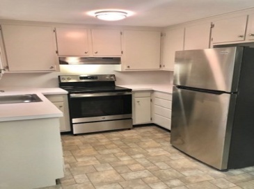 393 Main Street, Oxford, Massachusetts, 1 Bedroom Bedrooms, 5 Rooms Rooms,1 BathroomBathrooms,Residential Lease,For Rent,Main Street,73531927
