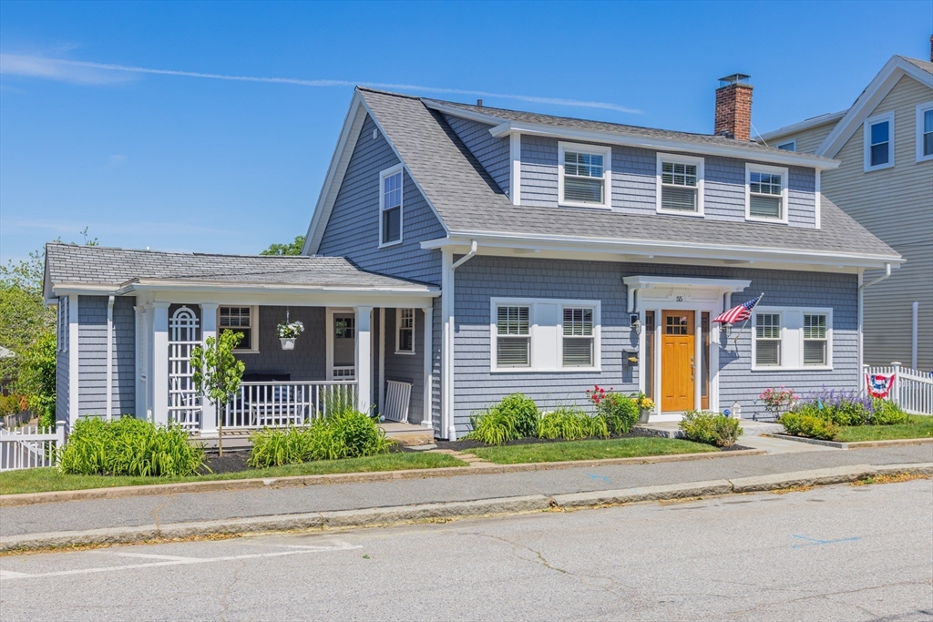 55 Gregory St, Marblehead, Massachusetts, 4 Bedrooms Bedrooms, 7 Rooms Rooms,3 BathroomsBathrooms,Residential,For Sale,Gregory St,73531935