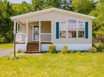 82 George's Loop, Raynham, Massachusetts, 2 Bedrooms Bedrooms, 6 Rooms Rooms,2 BathroomsBathrooms,Residential,For Sale,George's Loop,73531952