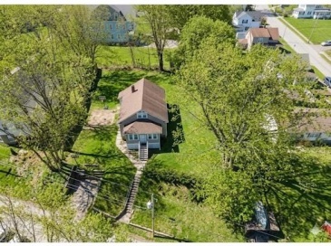4 Stockholm St, Worcester, Massachusetts, 3 Bedrooms Bedrooms, 12 Rooms Rooms,2 BathroomsBathrooms,Residential,For Sale,Stockholm St,73481184