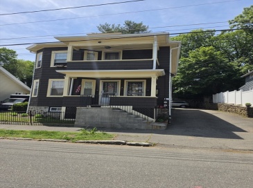 15 Fair Oaks, Lynn, Massachusetts, 2 Bedrooms Bedrooms, 4 Rooms Rooms,1 BathroomBathrooms,Residential Lease,For Rent,Fair Oaks,73532083
