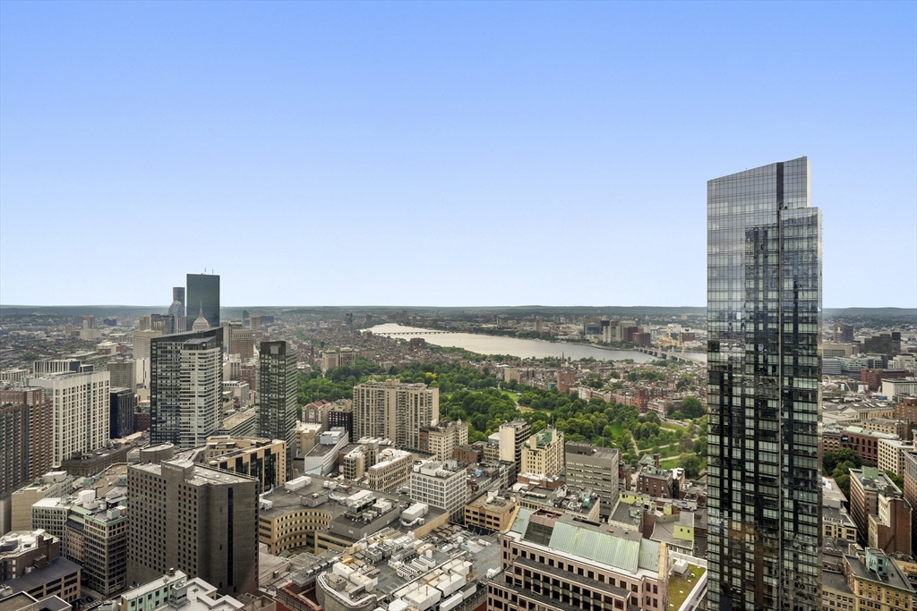 240 Devonshire Street, Boston, Massachusetts, 2 Bedrooms Bedrooms, 6 Rooms Rooms,3 BathroomsBathrooms,Residential,For Sale,Devonshire Street,73532103