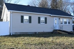 26 Edward, Brockton, Massachusetts, 2 Bedrooms Bedrooms, 6 Rooms Rooms,1 BathroomBathrooms,Residential,For Sale,Edward,73532133