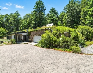 182 County Rd, Plympton, Massachusetts, 2 Bedrooms Bedrooms, 5 Rooms Rooms,2 BathroomsBathrooms,Residential,For Sale,County Rd,73532084