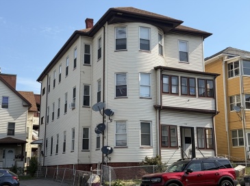 109 Endicott Street, Worcester, Massachusetts, 4 Bedrooms Bedrooms, 7 Rooms Rooms,1 BathroomBathrooms,Residential Lease,For Rent,Endicott Street,73532168