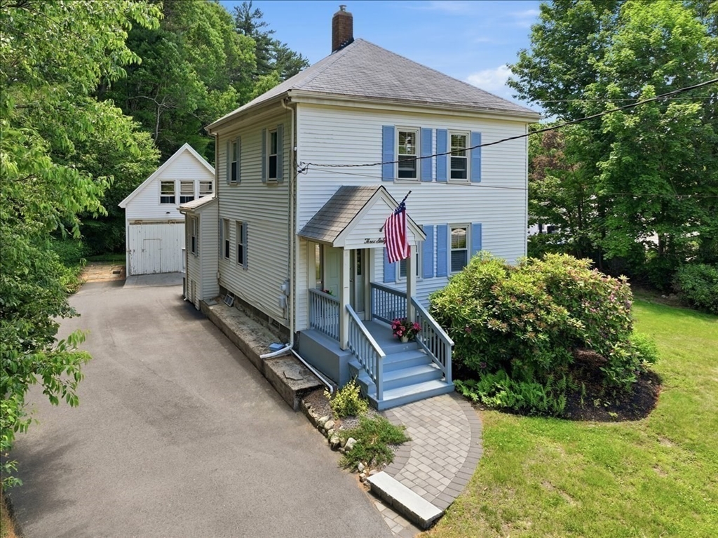 364 North Ave, Rockland, Massachusetts, 3 Bedrooms Bedrooms, 6 Rooms Rooms,1 BathroomBathrooms,Residential,For Sale,North Ave,73522935