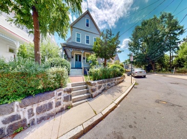 32 Thornton St, Boston, Massachusetts, 2 Bedrooms Bedrooms, 5 Rooms Rooms,1 BathroomBathrooms,Residential Lease,For Rent,Thornton St,73532197