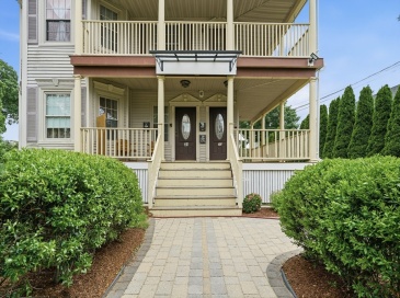 31 Church St, Mansfield, Massachusetts, 2 Bedrooms Bedrooms, 6 Rooms Rooms,2 BathroomsBathrooms,Residential Lease,For Rent,Church St,73532244