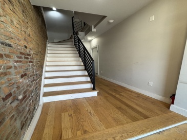 169 Maverick, Boston, Massachusetts, 4 Bedrooms Bedrooms, 7 Rooms Rooms,2 BathroomsBathrooms,Residential Lease,For Rent,Maverick,73532261