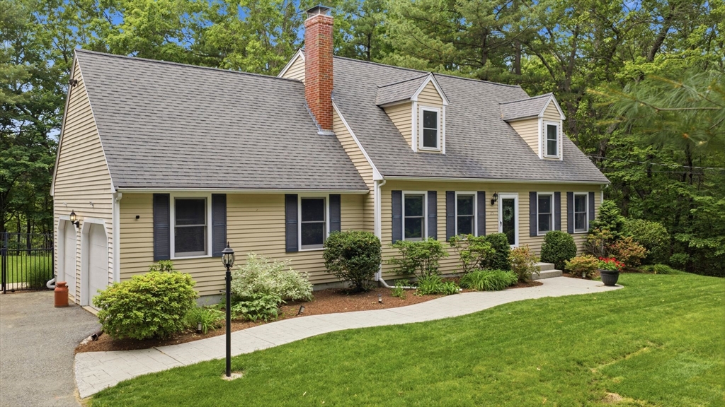 25 North St, Hopkinton, Massachusetts, 3 Bedrooms Bedrooms, 7 Rooms Rooms,1.5 BathroomsBathrooms,Residential,For Sale,North St,73532262