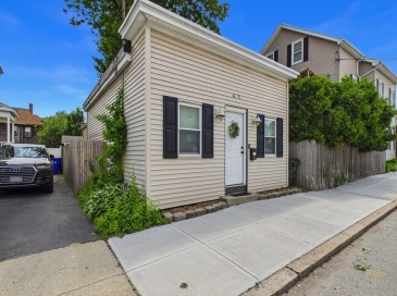 615 Robeson St, Fall River, Massachusetts, 2 Bedrooms Bedrooms, 4 Rooms Rooms,1 BathroomBathrooms,Residential,For Sale,Robeson St,73532136 615 Robeson St, Fall River, Massachusetts, 2 Bedrooms Bedrooms, 4 Rooms Rooms,1 BathroomBathrooms,Residential,For Sale,Robeson St,73532136
