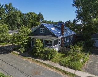 35 Rust Avenue, Northampton, Massachusetts, 4 Bedrooms Bedrooms, 7 Rooms Rooms,2 BathroomsBathrooms,Residential,For Sale,Rust Avenue,73532137