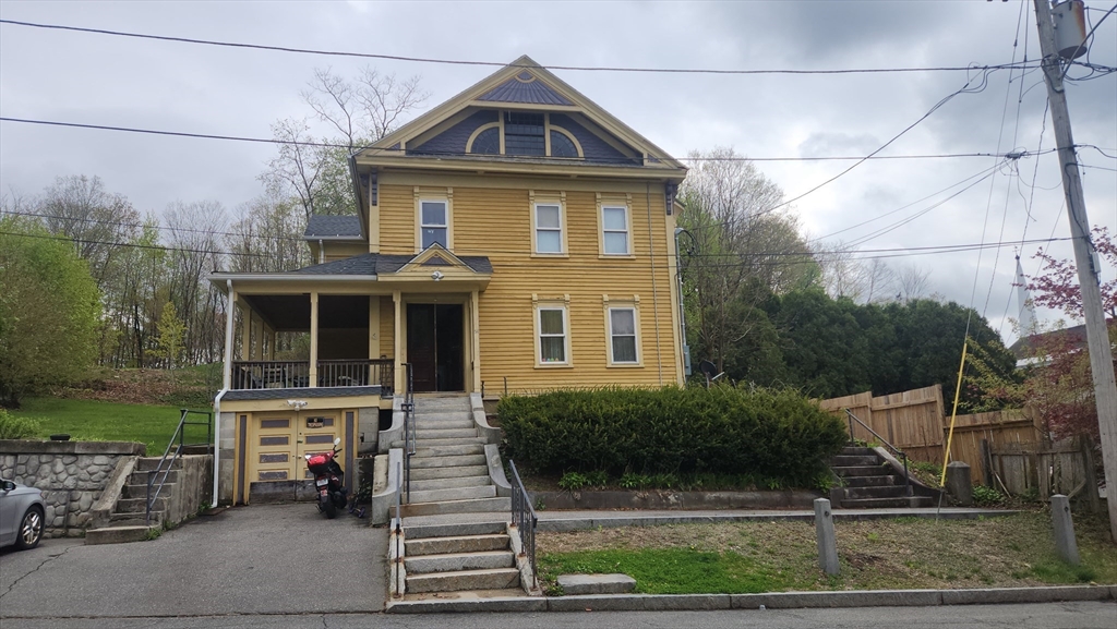54 Bacon St, Warren, Massachusetts, 6 Bedrooms Bedrooms, 12 Rooms Rooms,2 BathroomsBathrooms,Residential Income,For Sale,Bacon St,73531893