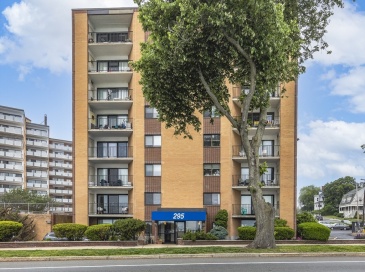 295 Lynn Shore Drive, Lynn, Massachusetts, 2 Bedrooms Bedrooms, 5 Rooms Rooms,2 BathroomsBathrooms,Residential Lease,For Rent,Lynn Shore Drive,73532226 295 Lynn Shore Drive, Lynn, Massachusetts, 2 Bedrooms Bedrooms, 5 Rooms Rooms,2 BathroomsBathrooms,Residential Lease,For Rent,Lynn Shore Drive,73532226