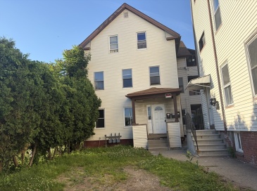 107 Endicott Street, Worcester, Massachusetts, 2 Bedrooms Bedrooms, 5 Rooms Rooms,1 BathroomBathrooms,Residential Lease,For Rent,Endicott Street,73532126 107 Endicott Street, Worcester, Massachusetts, 2 Bedrooms Bedrooms, 5 Rooms Rooms,1 BathroomBathrooms,Residential Lease,For Rent,Endicott Street,73532126