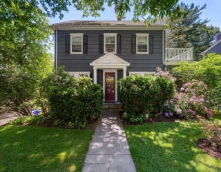 50 Louders Ln, Boston, Massachusetts, 3 Bedrooms Bedrooms, 7 Rooms Rooms,1.5 BathroomsBathrooms,Residential,For Sale,Louders Ln,73532298