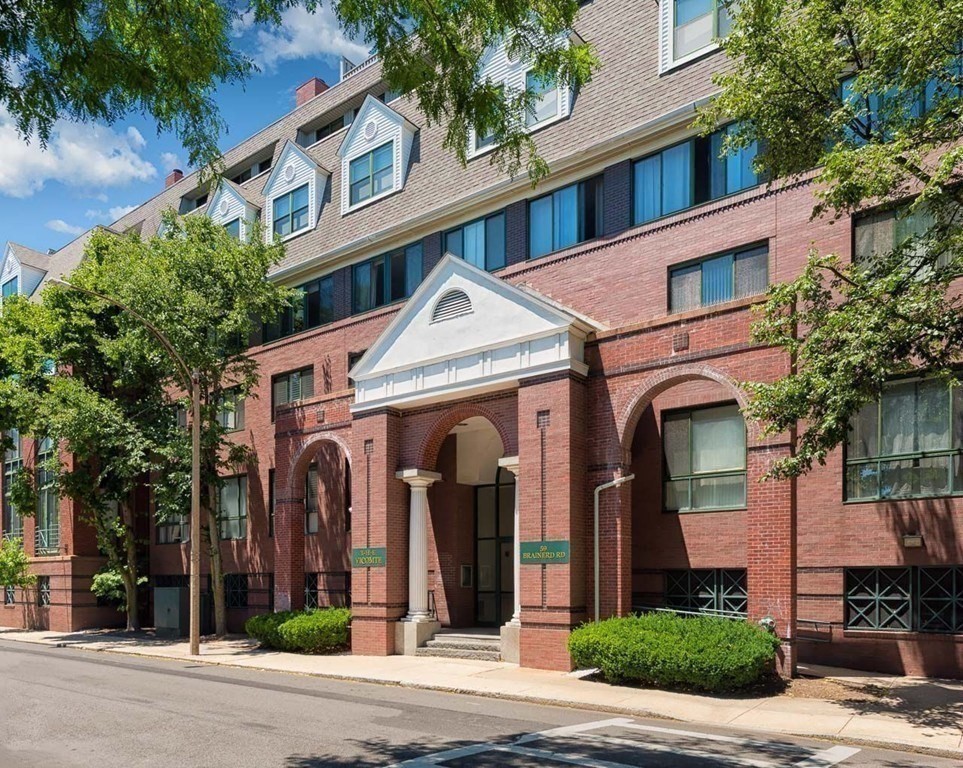 59 Brainerd, Boston, Massachusetts, 1 Bedroom Bedrooms, 4 Rooms Rooms,1 BathroomBathrooms,Residential Lease,For Rent,Brainerd,73532301