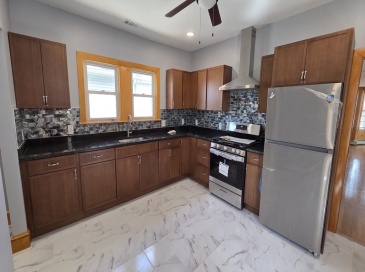 63 Carroll St, Chelsea, Massachusetts, 4 Bedrooms Bedrooms, 7 Rooms Rooms,1.5 BathroomsBathrooms,Residential Lease,For Rent,Carroll St,73532329