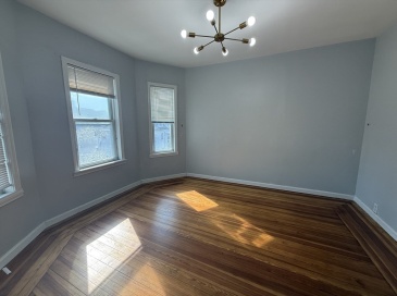 68-70 Wyeth St, Malden, Massachusetts, 3 Bedrooms Bedrooms, 4 Rooms Rooms,1 BathroomBathrooms,Residential Lease,For Rent,Wyeth St,73532341
