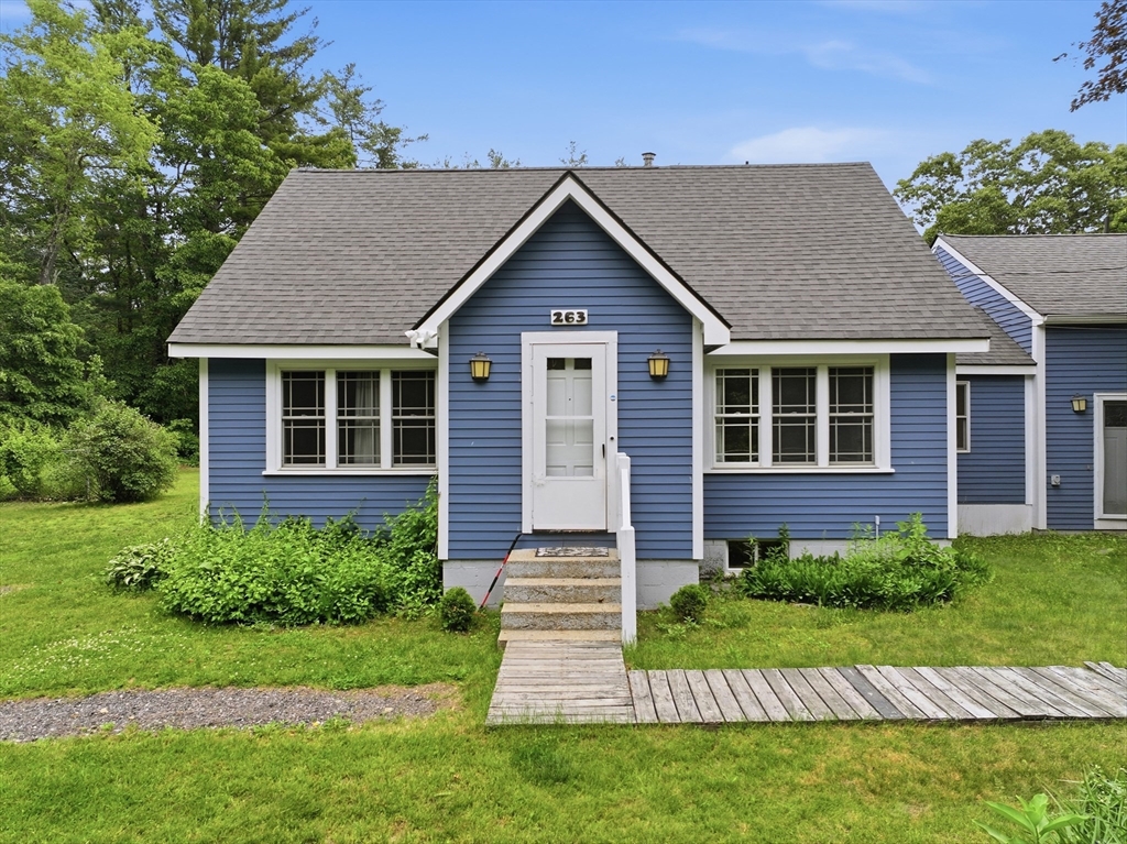 263 Redemption Rock Trl, Sterling, Massachusetts, 4 Bedrooms Bedrooms, 10 Rooms Rooms,2 BathroomsBathrooms,Residential Lease,For Rent,Redemption Rock Trl,73532340