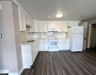 31 Western Ave, Gloucester, Massachusetts, 2 Bedrooms Bedrooms, 3 Rooms Rooms,1 BathroomBathrooms,Residential Lease,For Rent,Western Ave,73532338